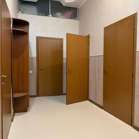 в самом центре одессы 2 отдельные комнаты и балкон Apartment *